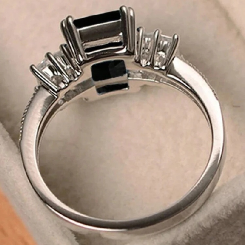 ELEGANT BLACK DIAMOND BRIDAL WEDDING RING - Picture 3 of 4